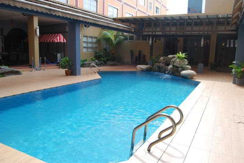 Kuala Lumpur International Hotel Exterior photo